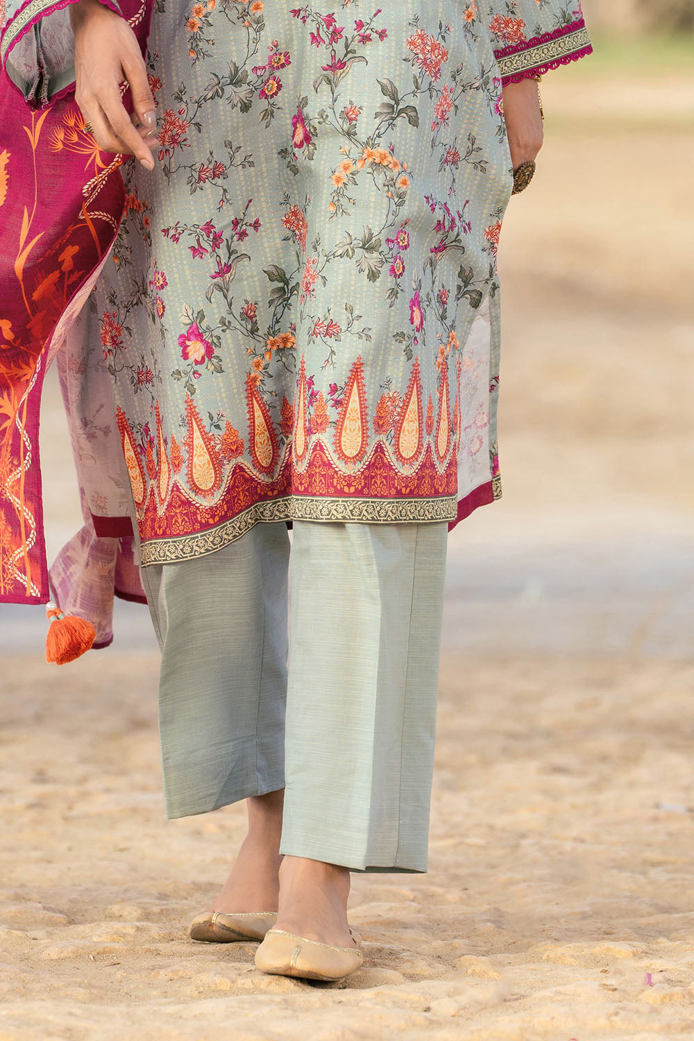 3 Piece Printed Khaddar Suit - W-FB-WCS-26-491796