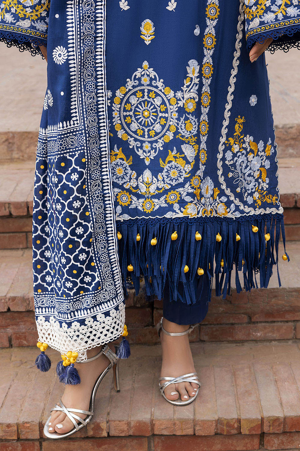 Embroidered Zari Cotton Shirt