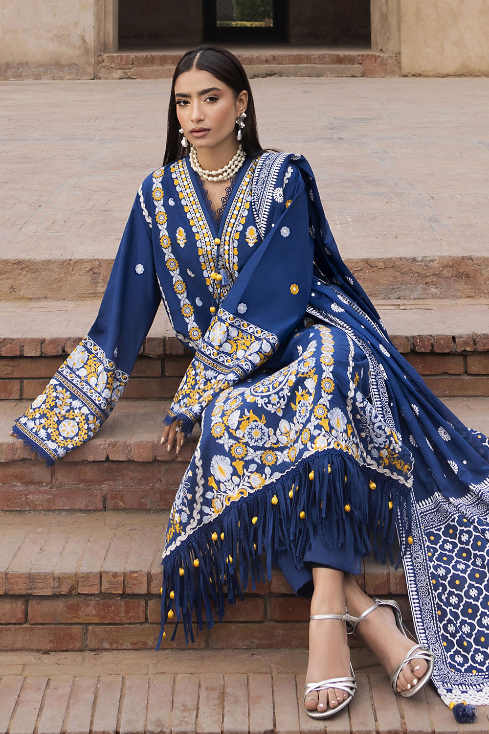 Embroidered Zari Cotton Shirt