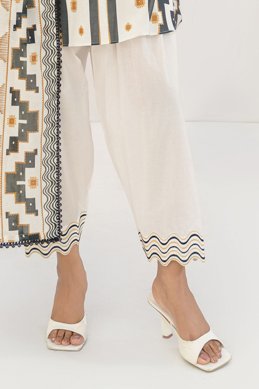 3 Piece Embroidered Printed Lawn Suit With Printed Lawn Dupatta And Dyed Trouser