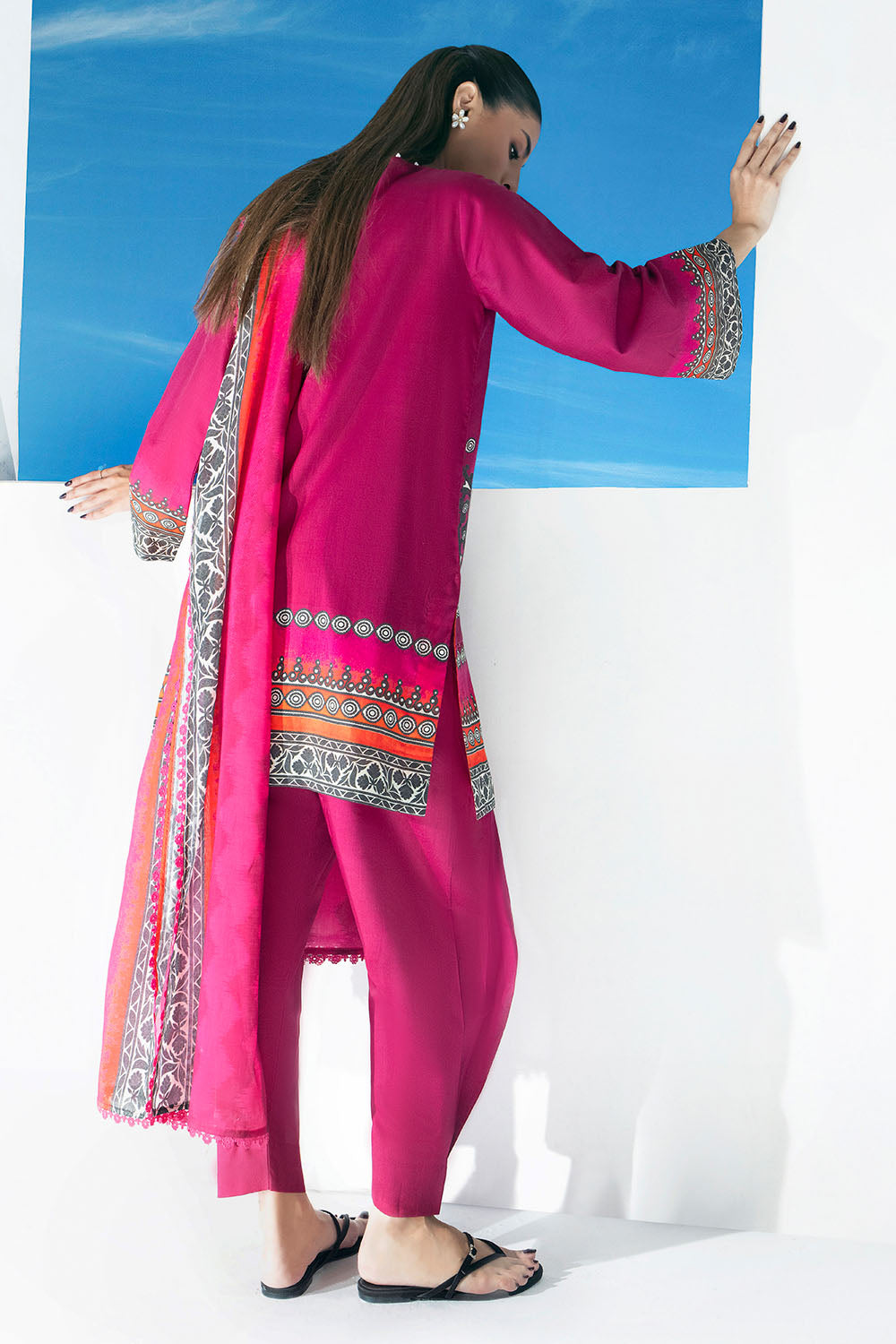 3 Piece Printed Lawn Suit With Embroidered Organza Neckline