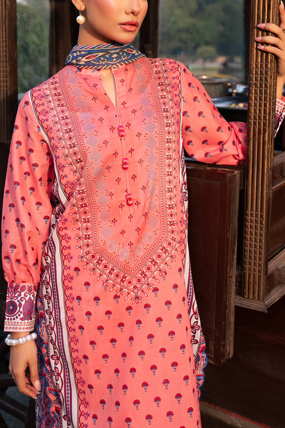 3 Piece Printed Lawn Suit With Chiffon Dupatta