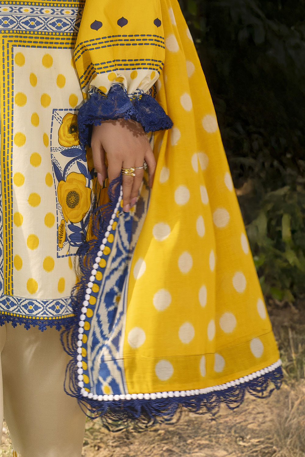 3 Piece Printed Lawn Suit With Embroidered Trouser