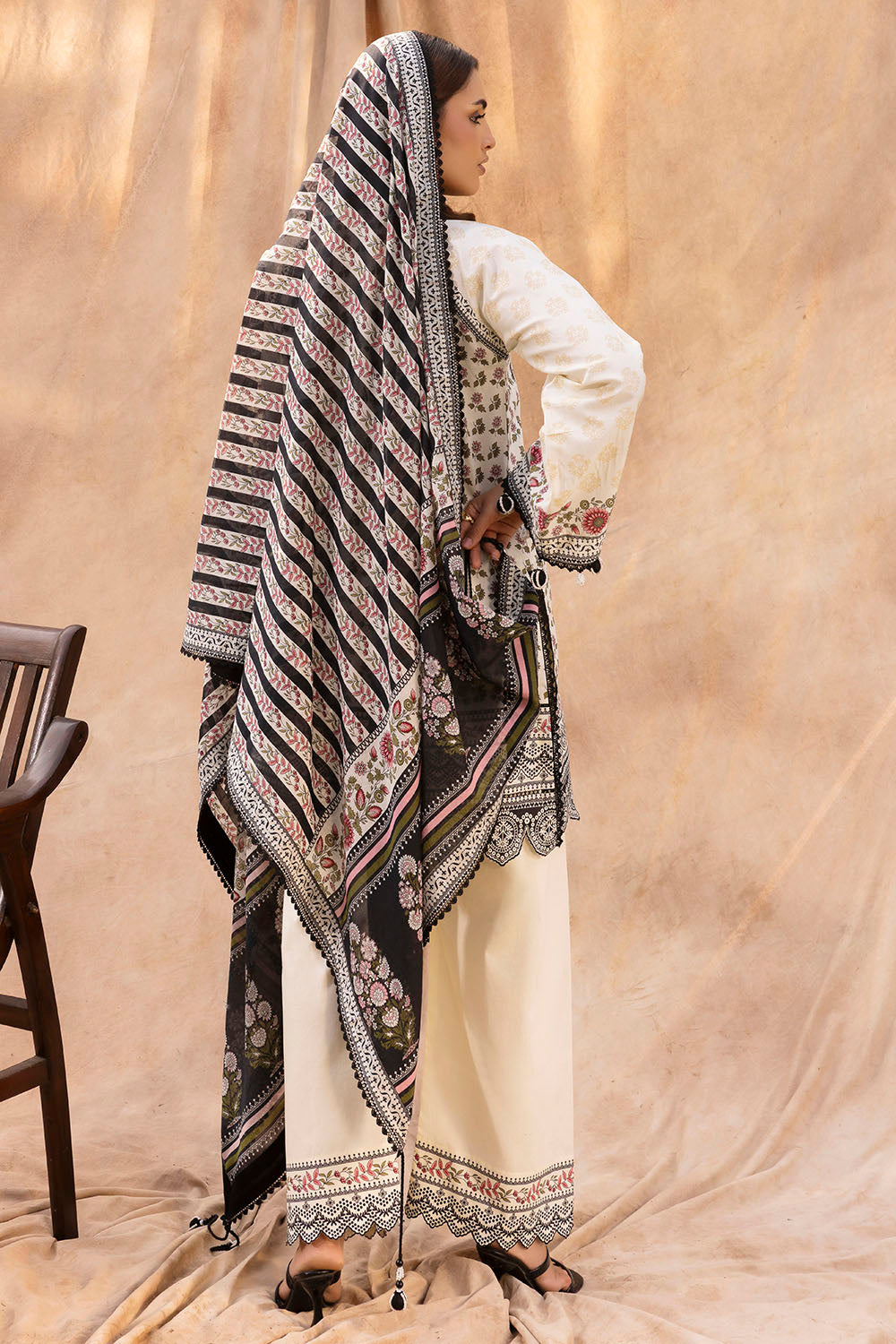 3 Piece Embroidered Printed Lawn Suit with Printed Trouser