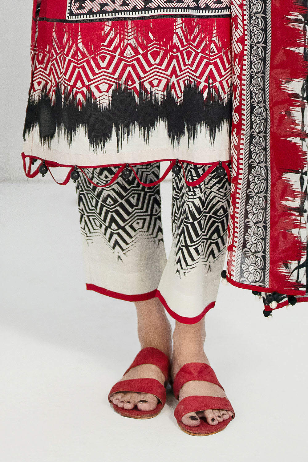 3 Piece Embroidered Printed Lawn Suit