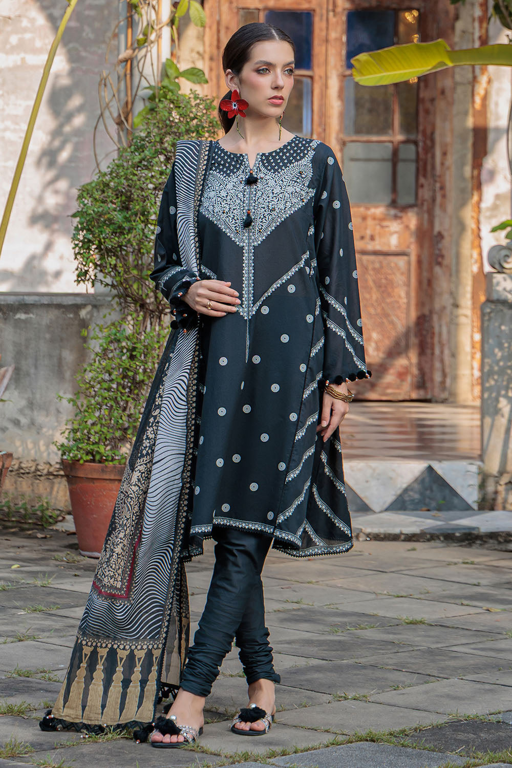 3 Piece Lacquer Printed Lawn Suit With Printed Denting Dupatta