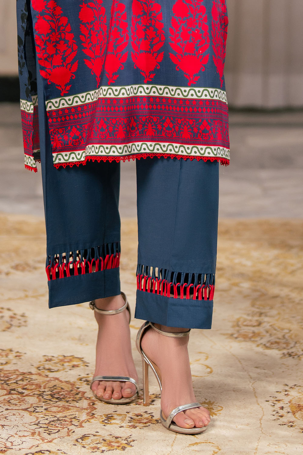3 Piece Printed Cross Hatch Suit With Lawn Dupatta