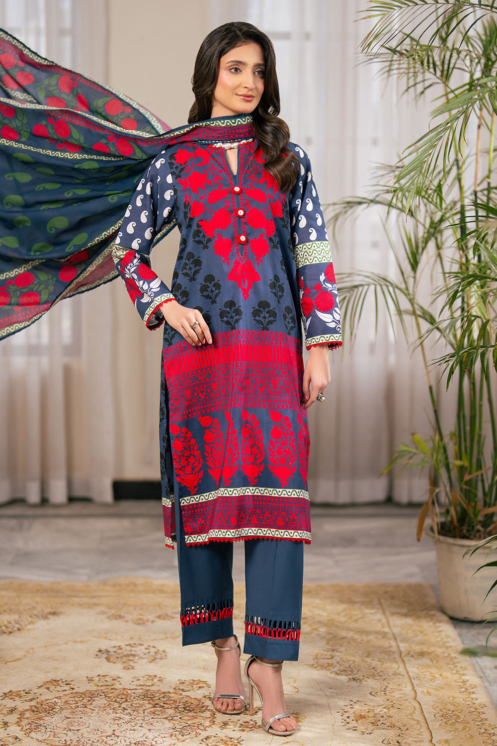 3 Piece Printed Cross Hatch Suit With Lawn Dupatta