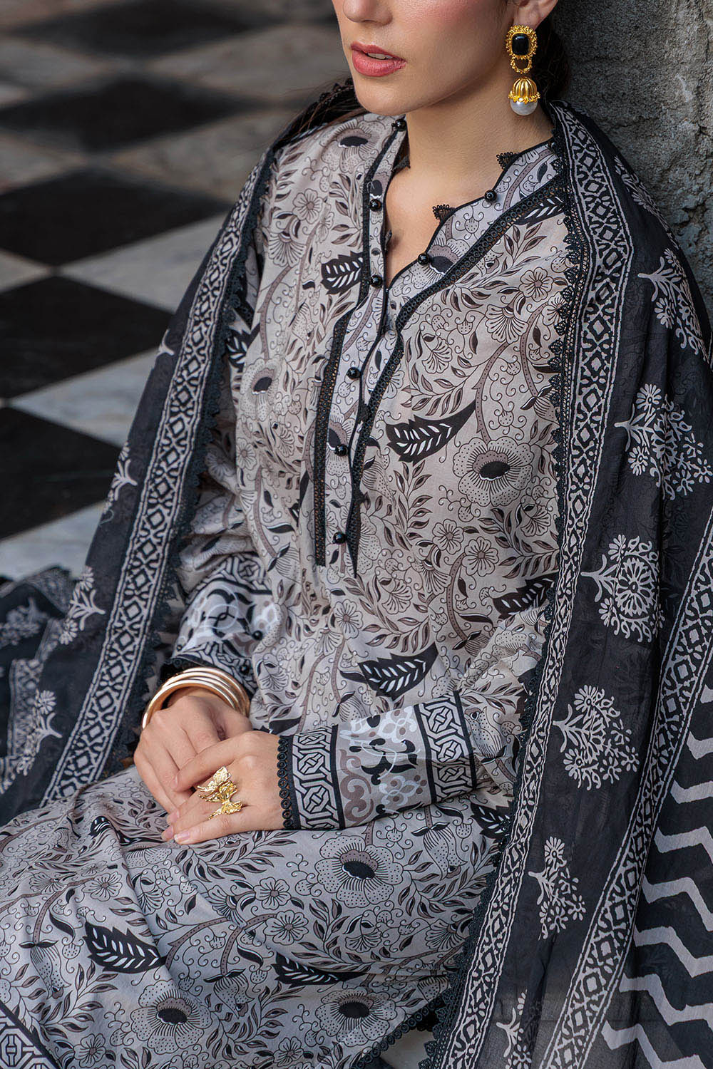 3 Piece Printed Lawn Suit
