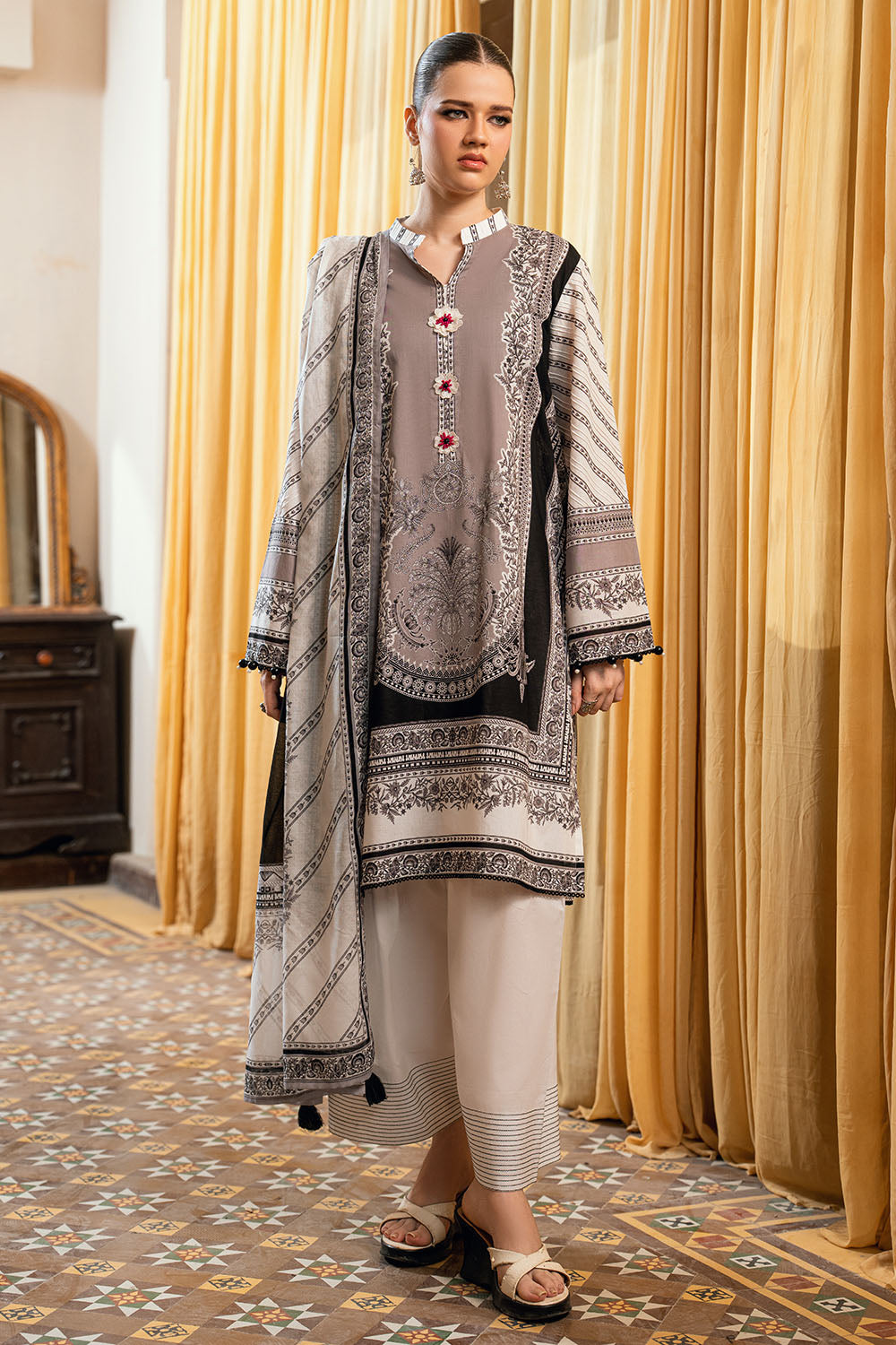 3 Piece Printed Lawn Suit