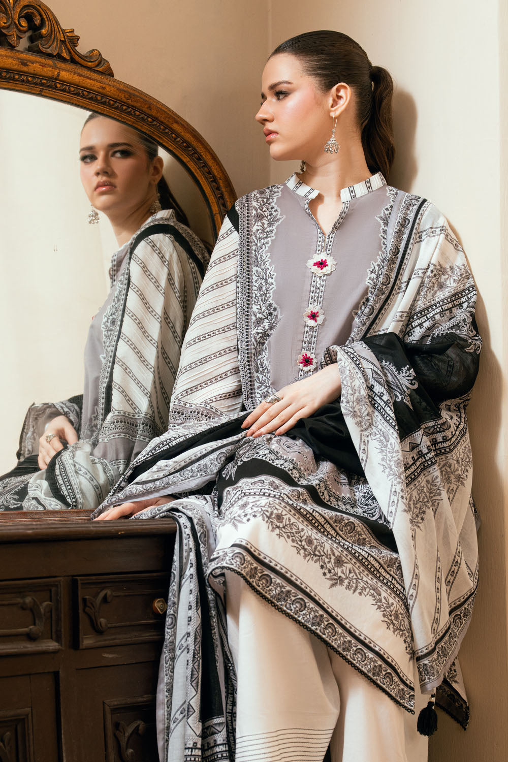 3 Piece Printed Lawn Suit