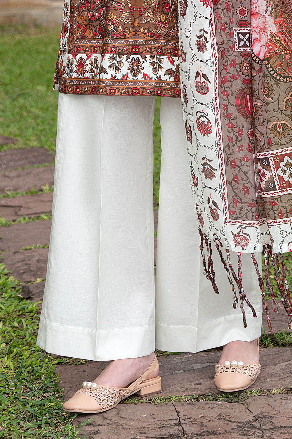 3 Piece Printed Lawn Suit