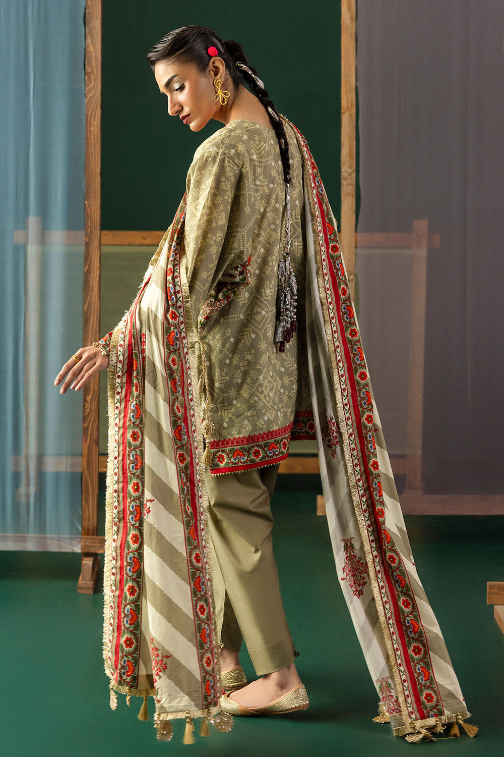Gul Ahmed