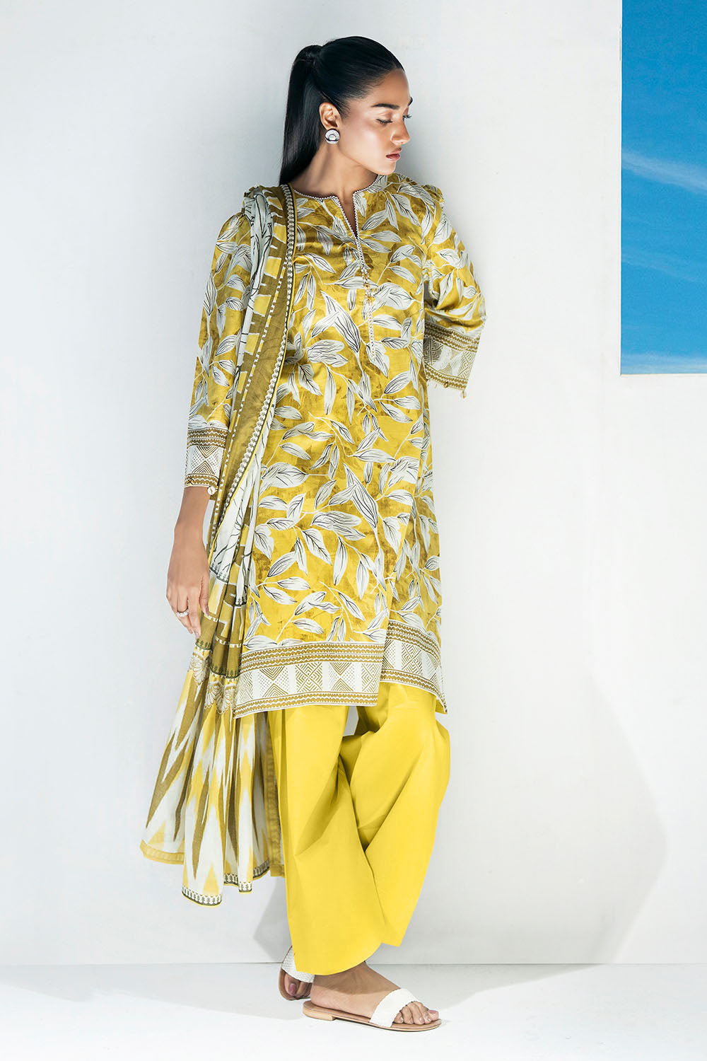3 Piece Printed Lawn Suit