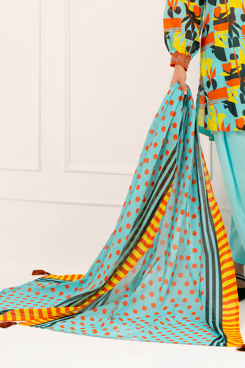 Embroidered Jacquard Kurta