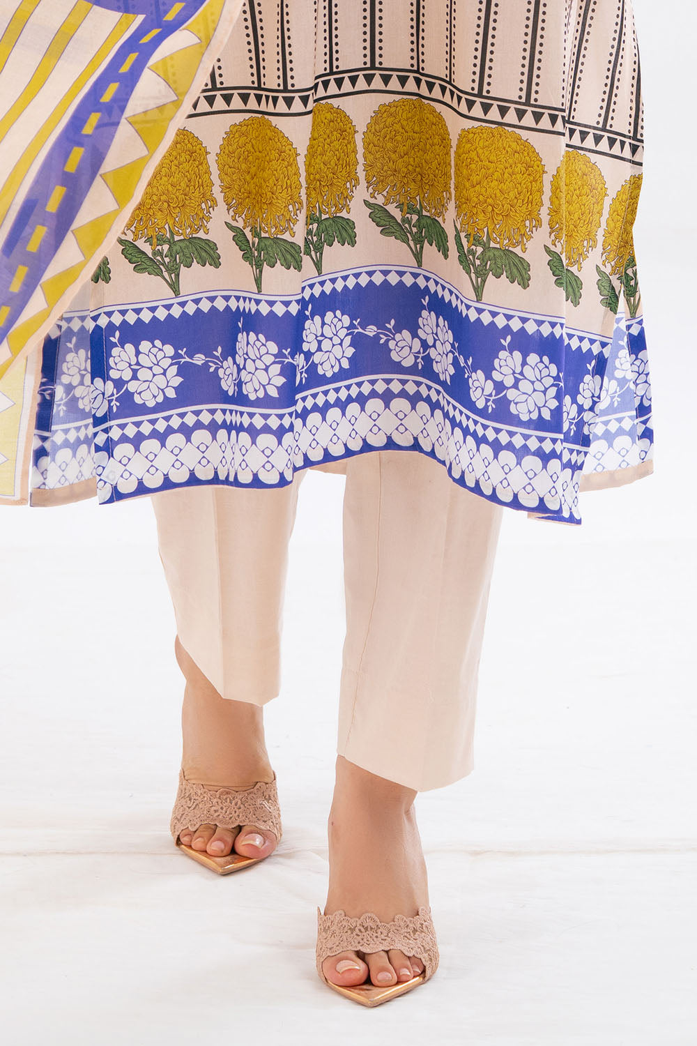 3 Piece Printed Lawn Suit With Dupatta