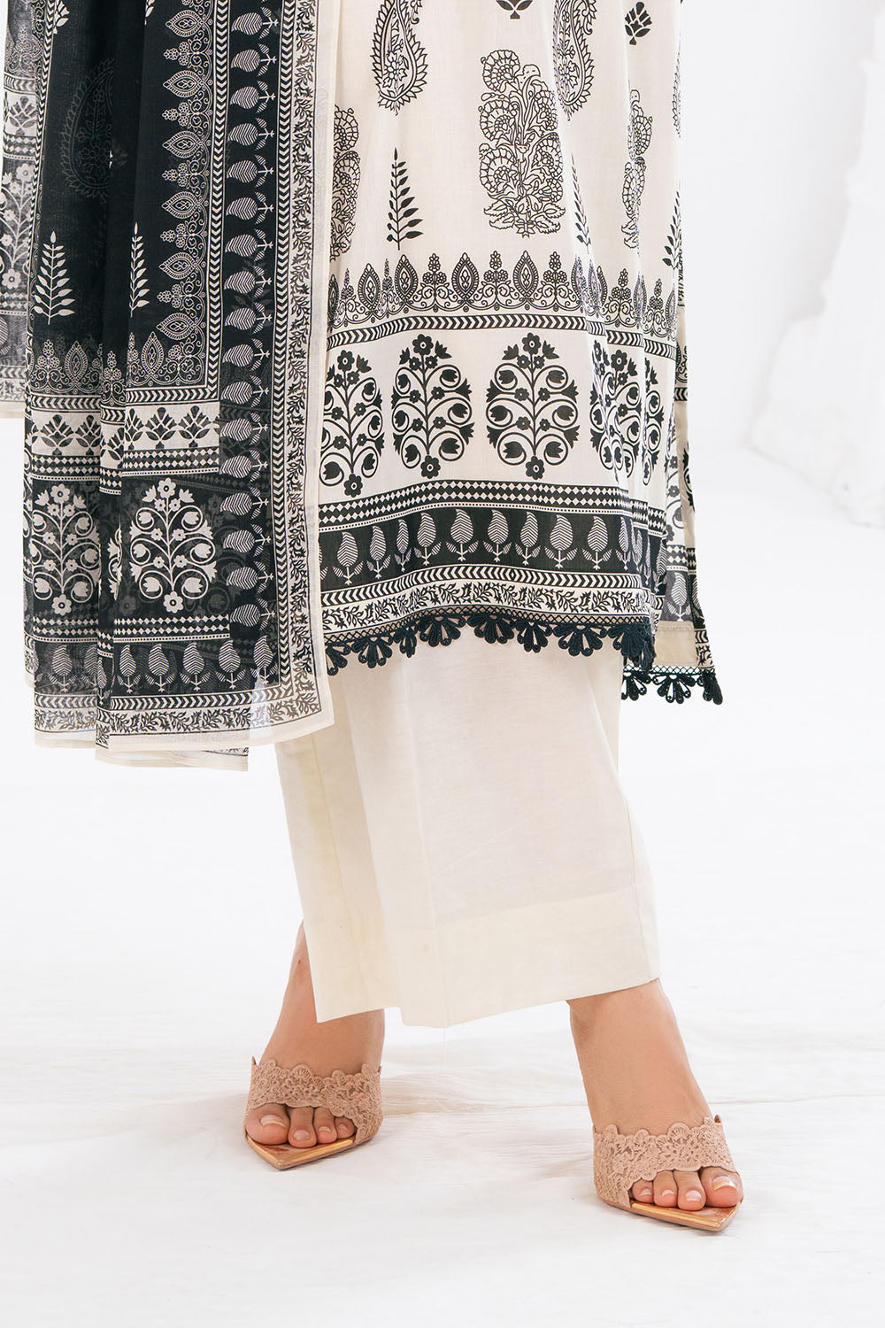 3 Piece Printed Lawn Suit
