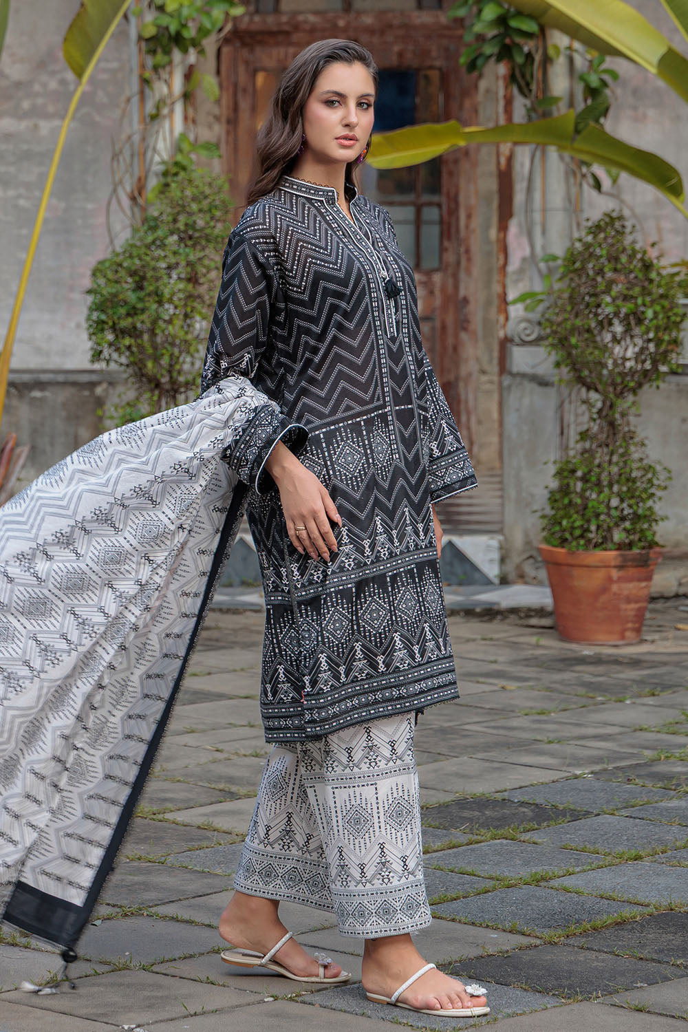 3 Piece Printed Lawn Suit