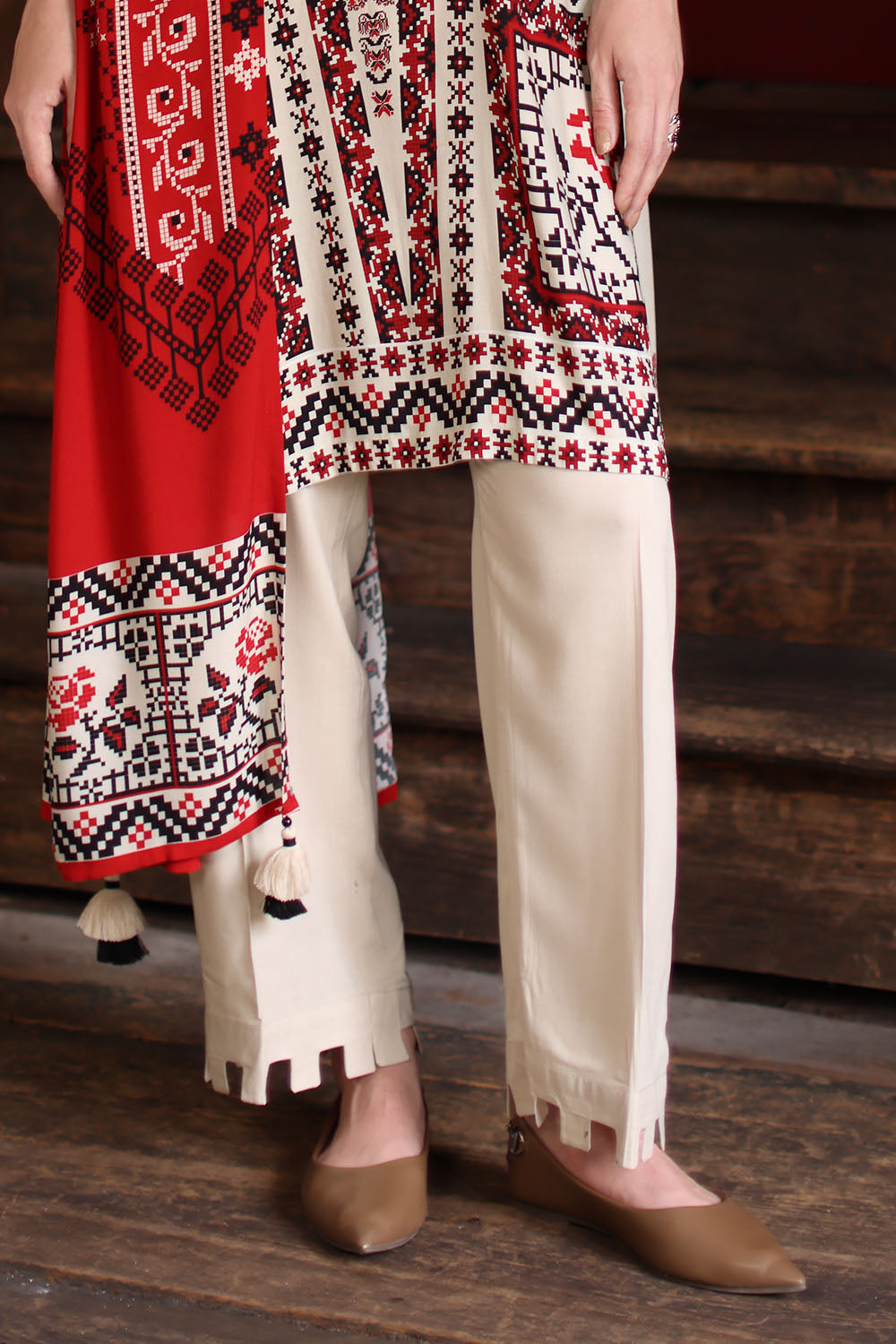 3 Piece Printed Linen Suit with Printed Linen Dupatta