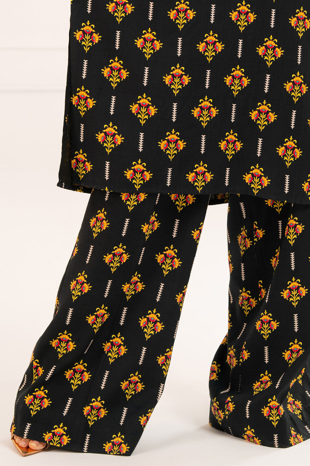 Solid Khaddar Flared Pants