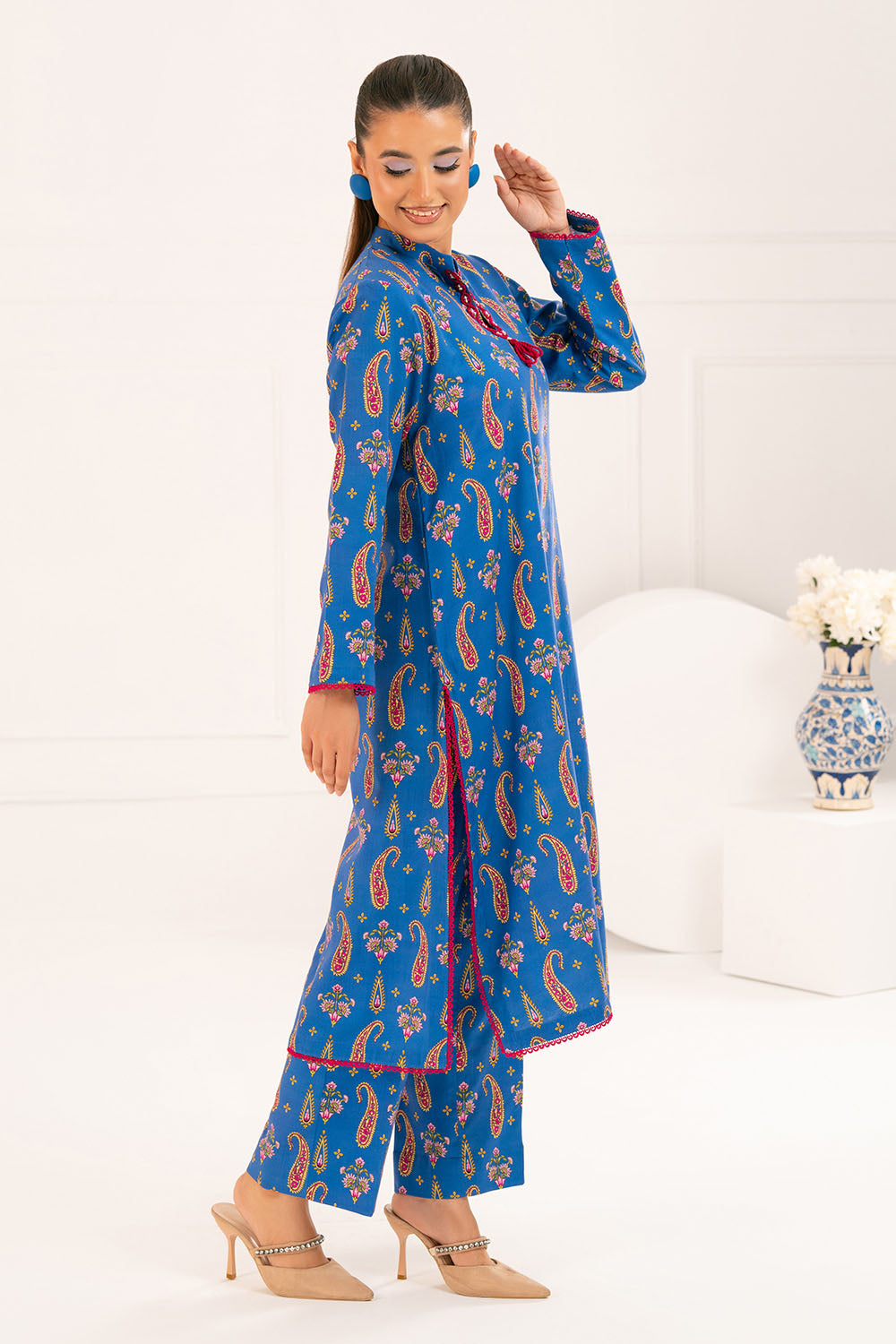 Embroidered Khaddar Shirt