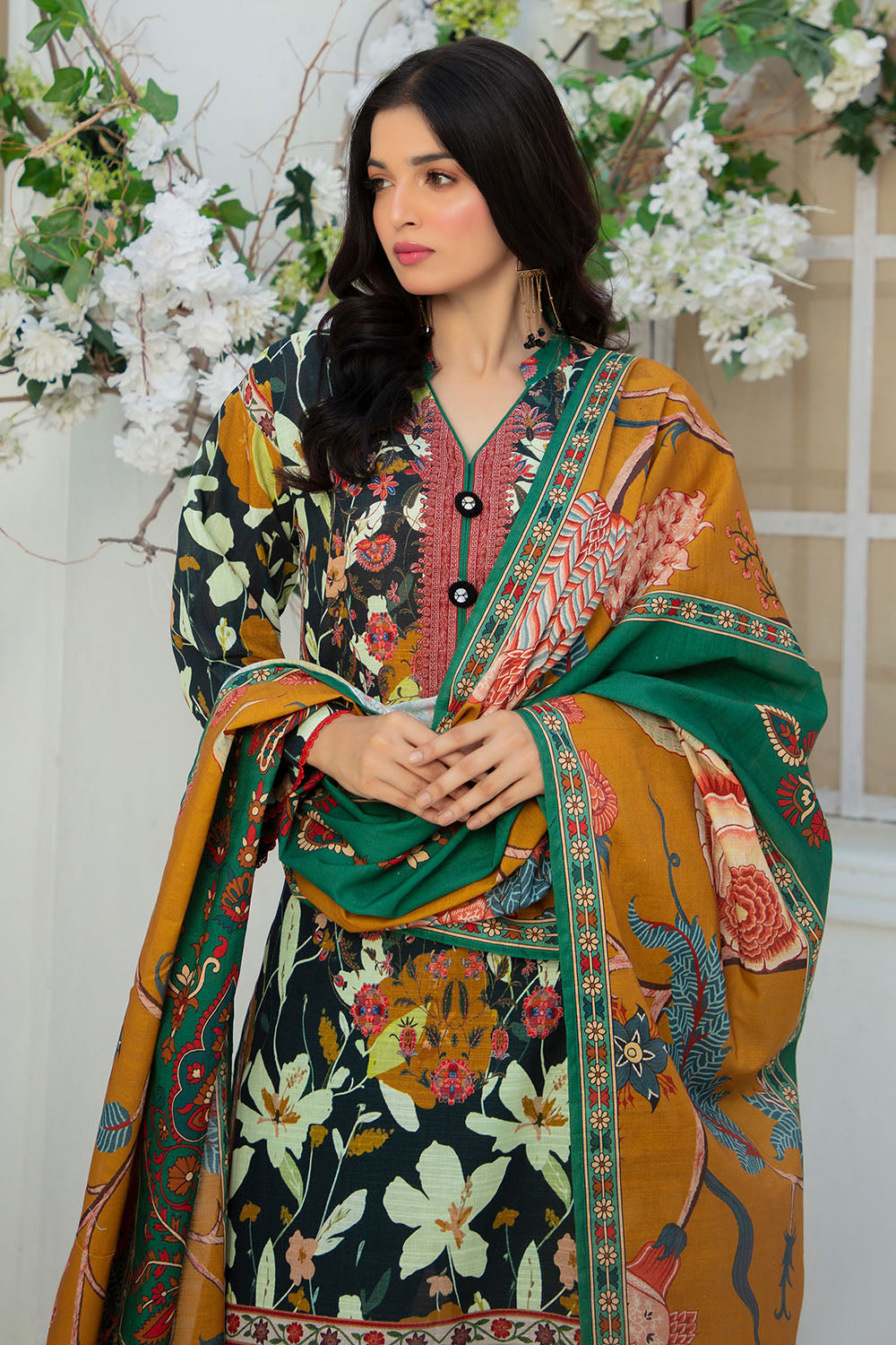 3 Piece Printed Zari Cotton & Khaddar Suit With Dupatta