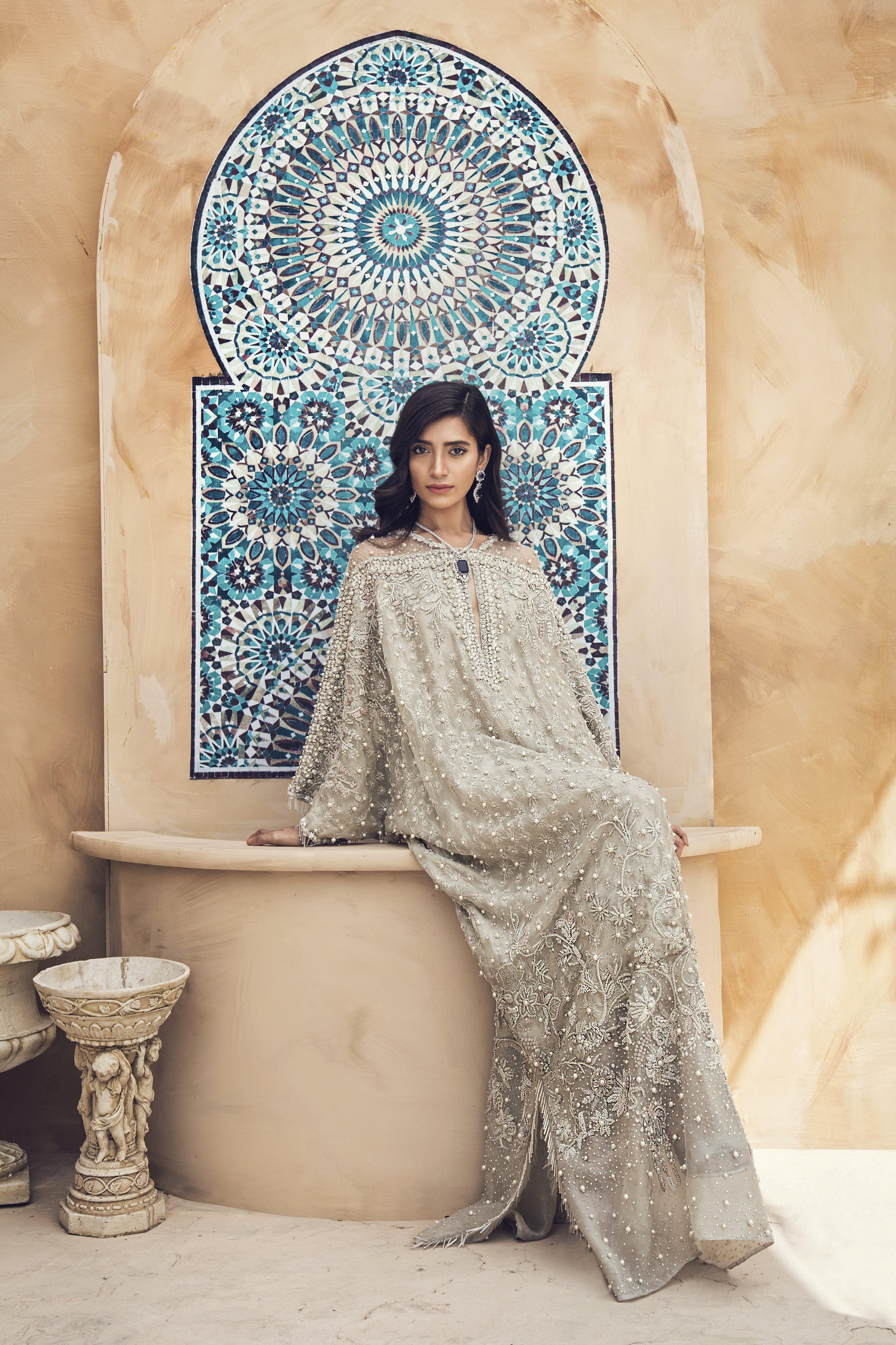 SILVER KAFTAN