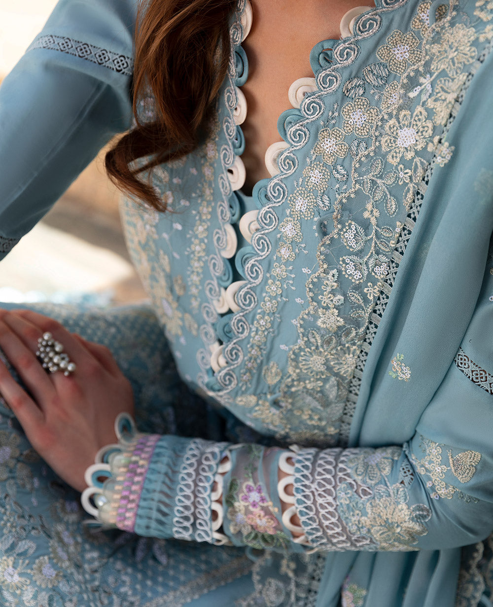 Republic Womenswear