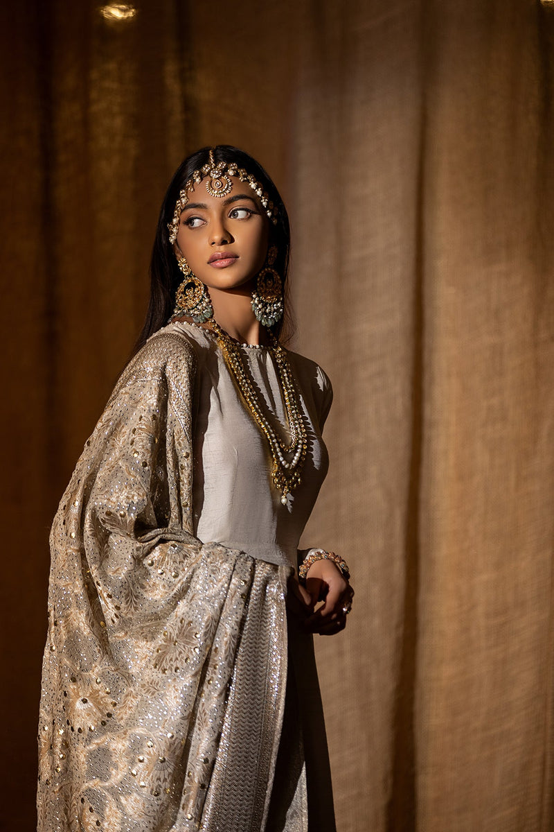 Ivory Shawl