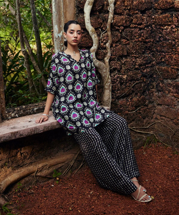 2 Piece - Printed Silk Suit