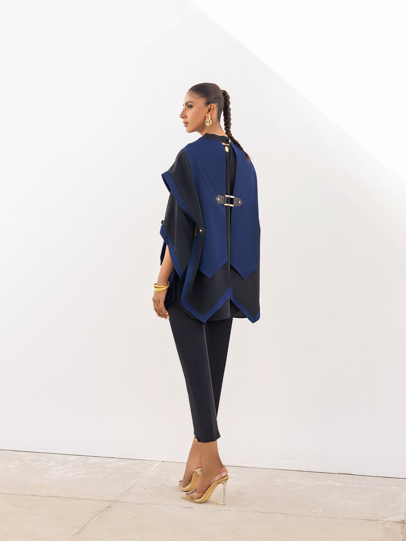 https://i0.wp.com/iqa.design/wp-content/uploads/2024/01/Raya-Navy-4.jpg?fit=1920%2C2560&ssl=1