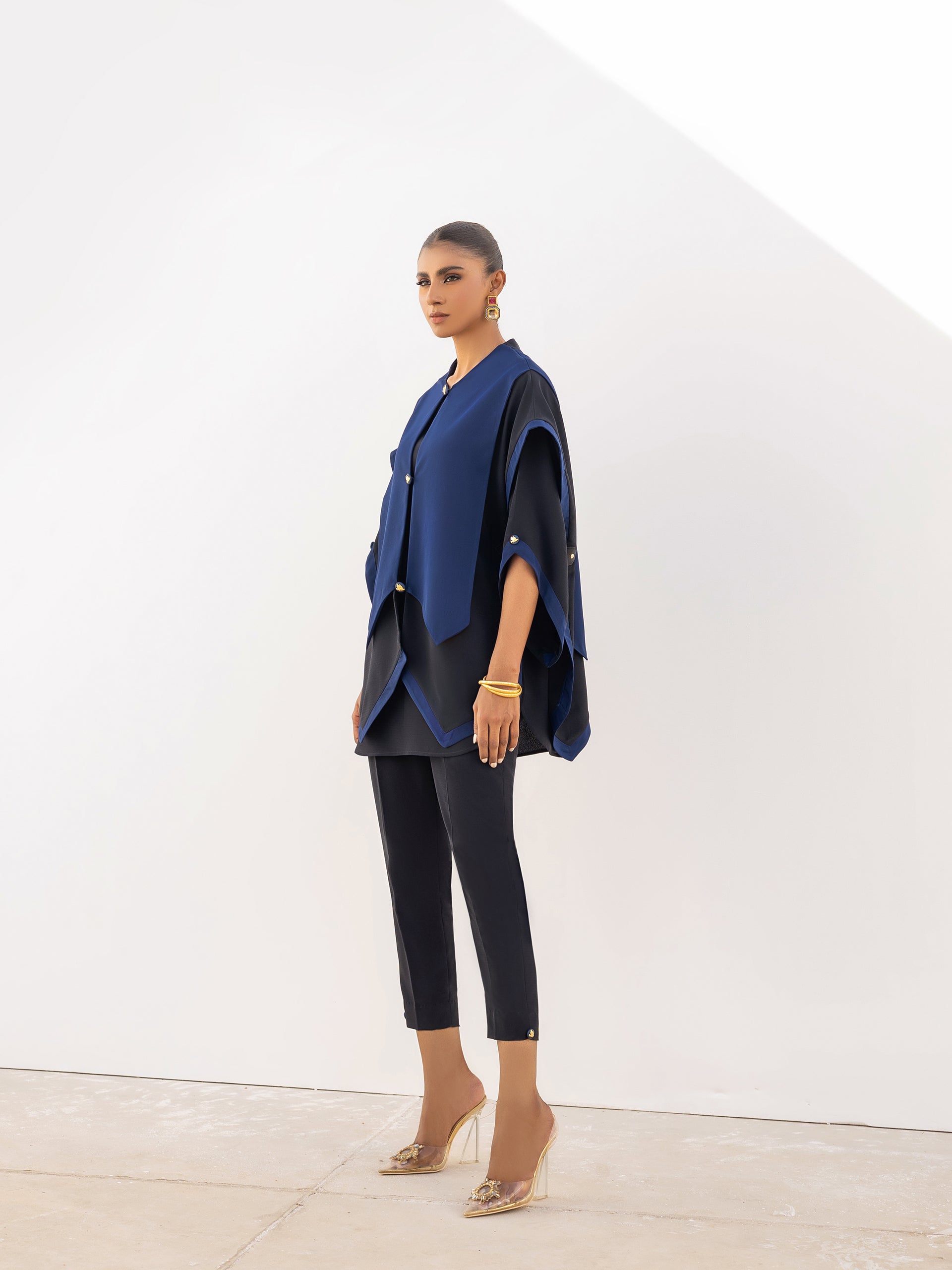 Raya - Navy Blue