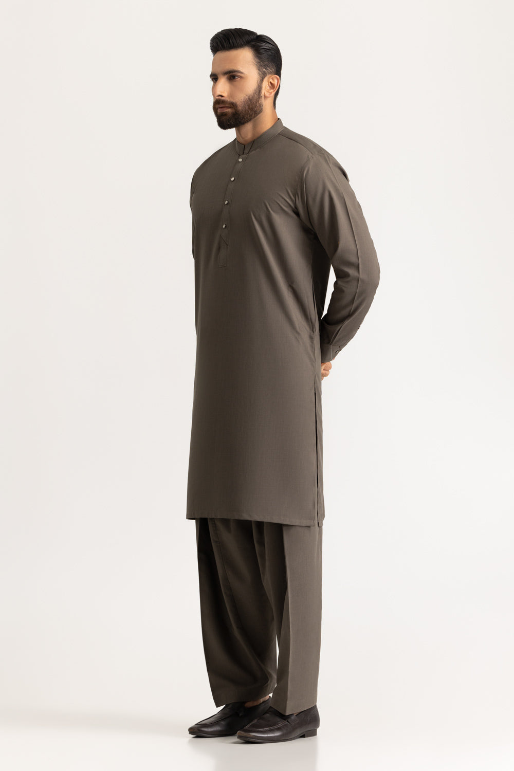 Regular Fit Styling Suits