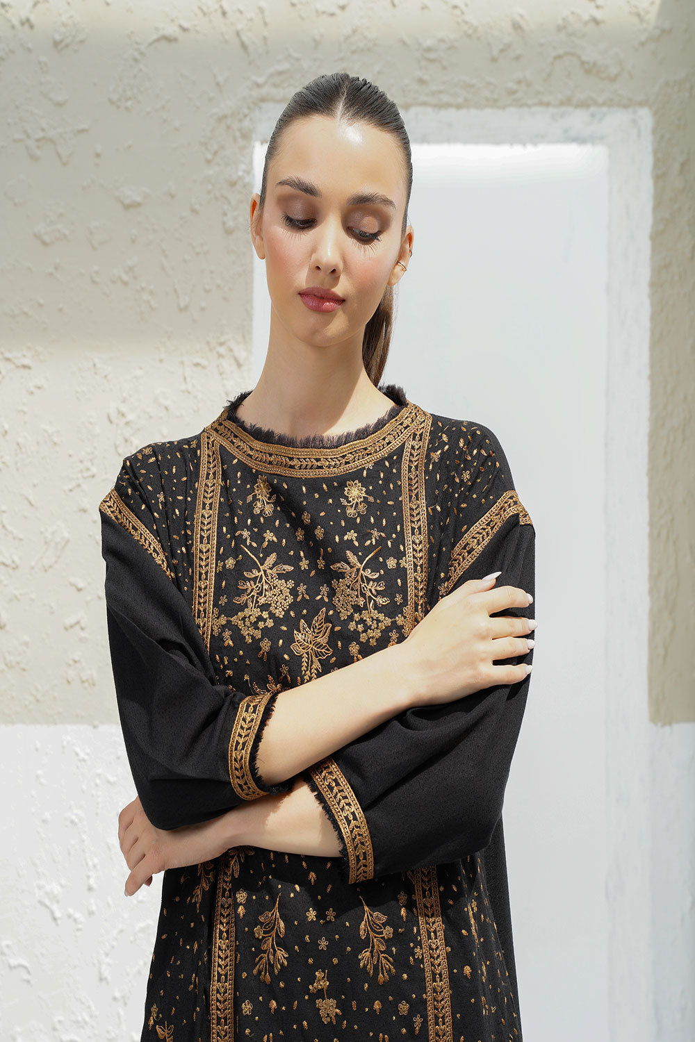https://cdn.shopify.com/s/files/1/0380/1920/3117/files/S-03724.jpg?v=1762096911