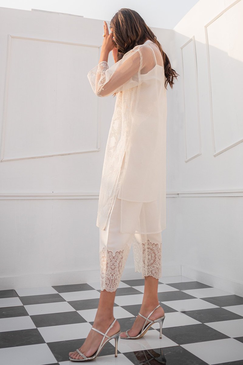 https://cdn.shopify.com/s/files/1/0568/3308/1529/products/S00017-WHT-4.jpg?v=1736854820