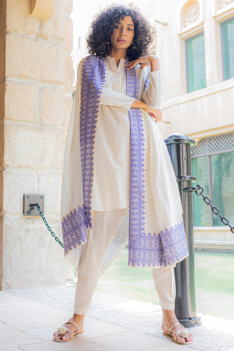 https://cdn.shopify.com/s/files/1/0568/3308/1529/products/S00055-CR0-3.jpg?v=1736854762