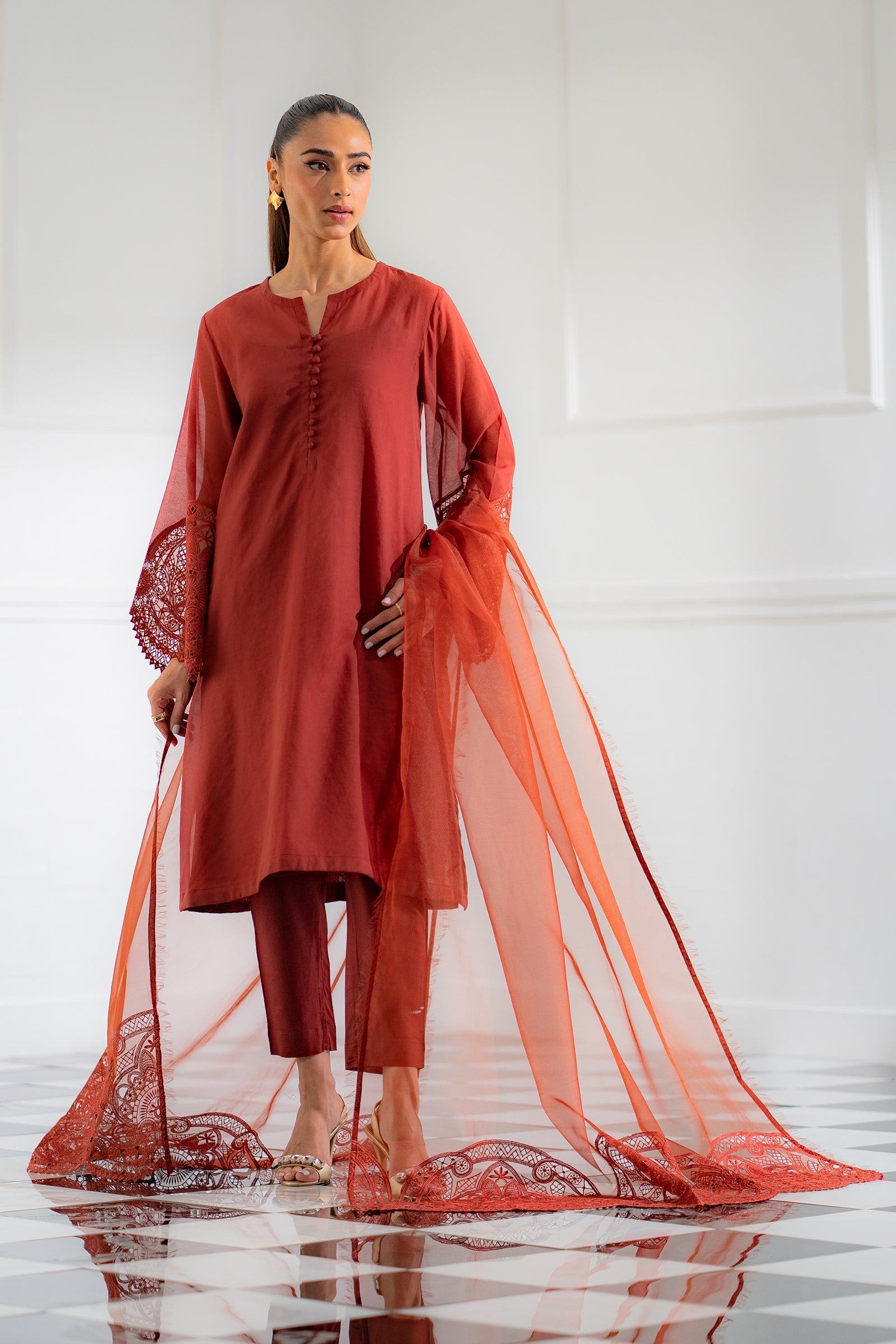 Aatish 3 piece