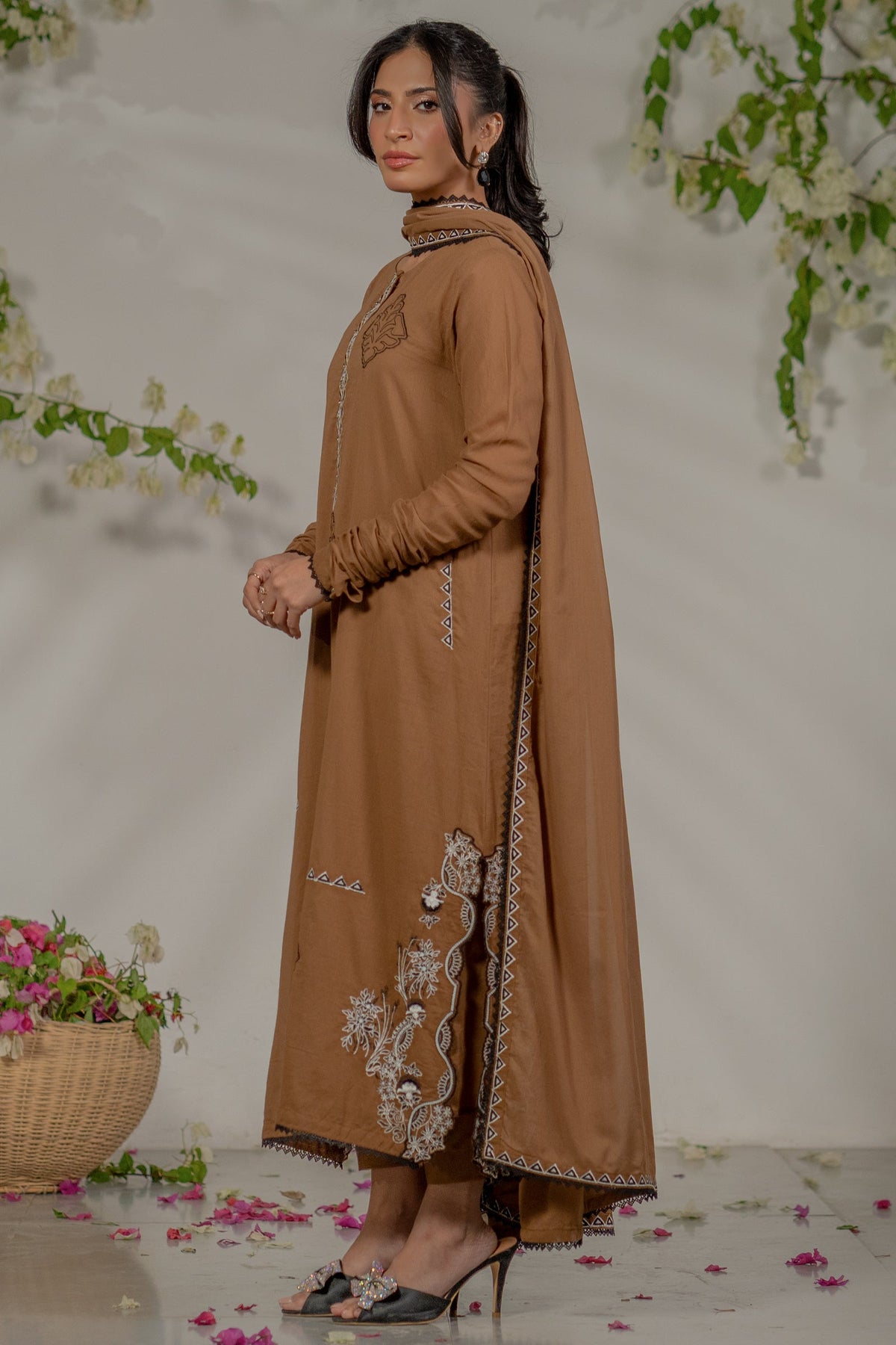 Naksh O Nigar 3 piece
