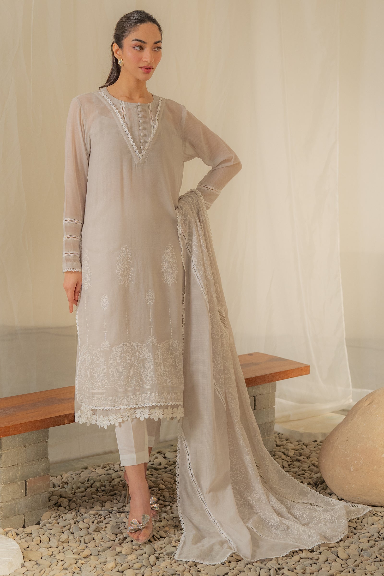Nourhan Jhumka