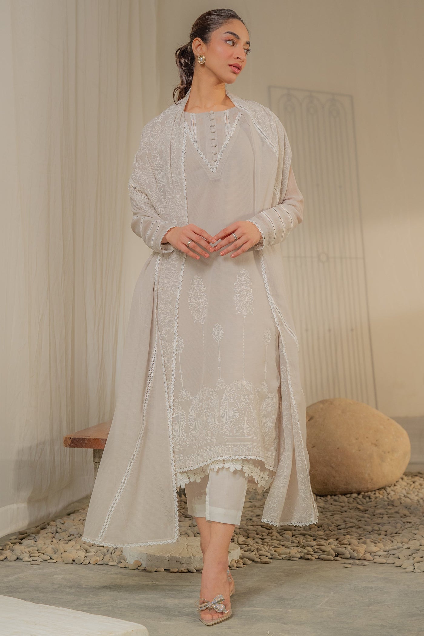 Nourhan Jhumka