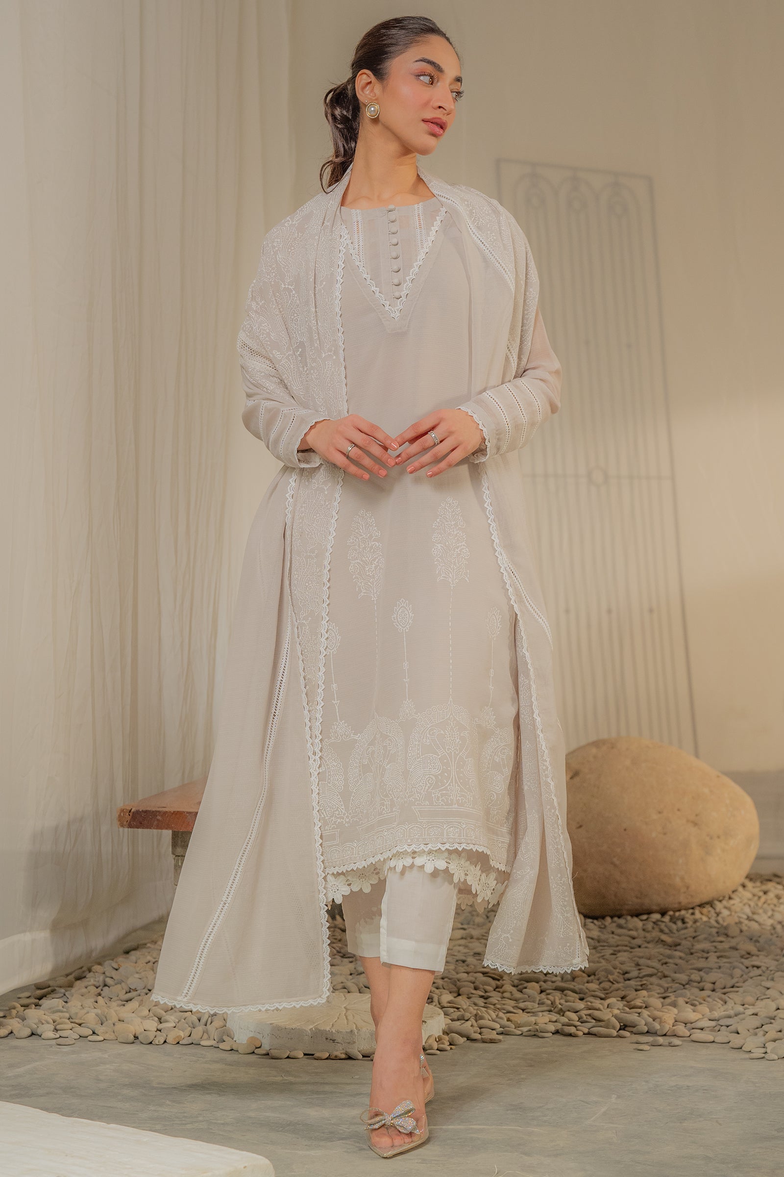 Nourhan Jhumka