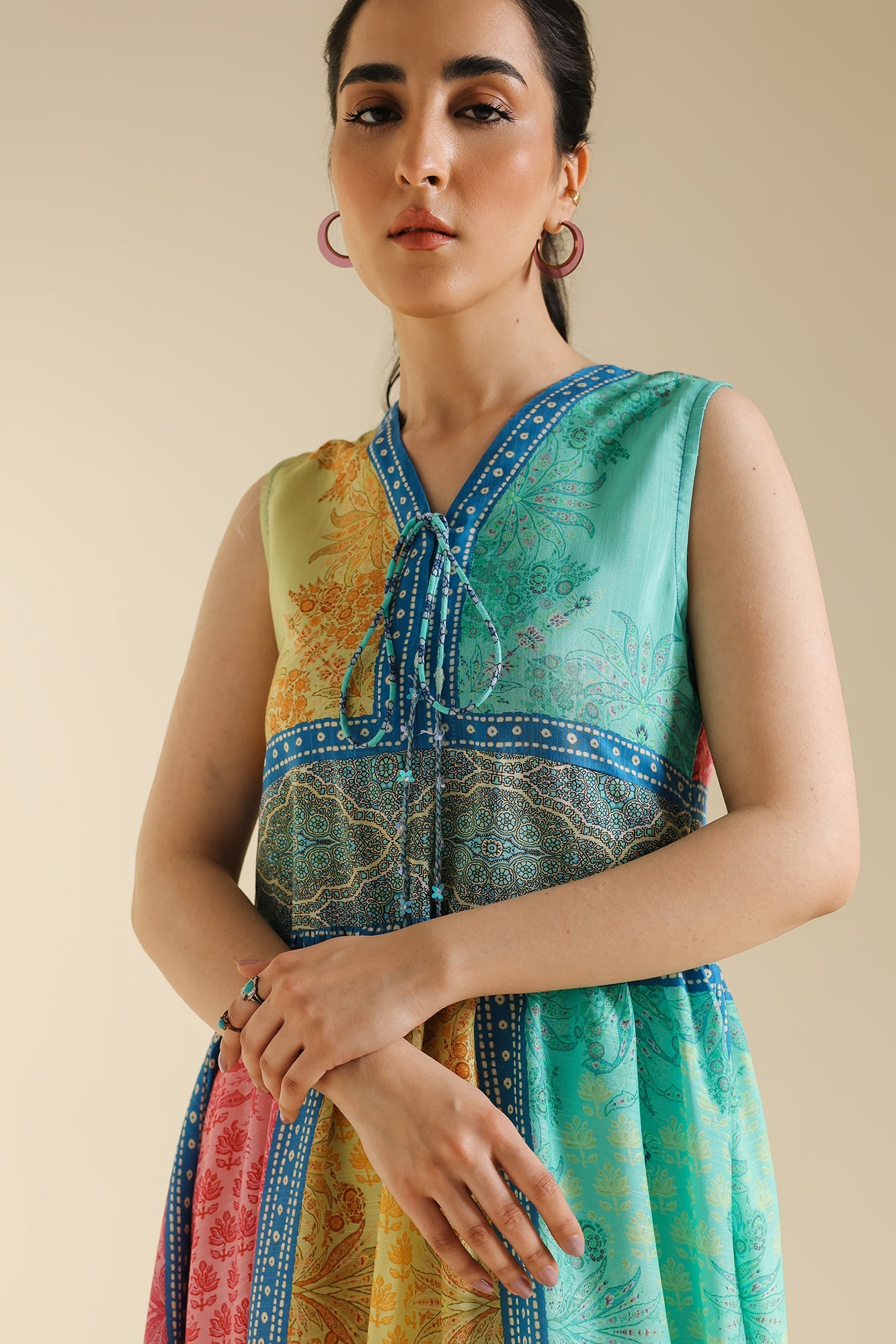 Dress (S1E0423/119/716)