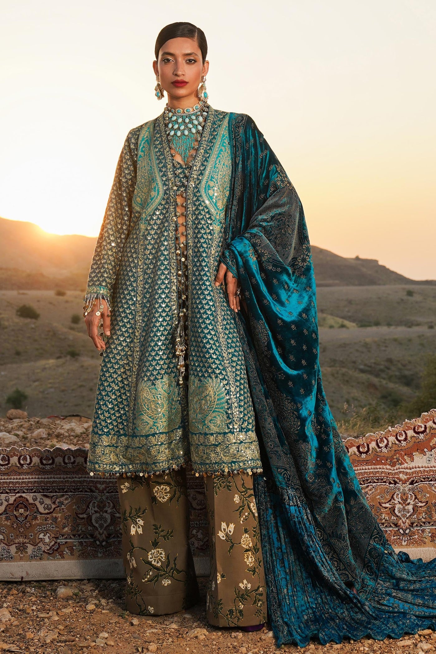 https://cdn.shopify.com/s/files/1/0740/1753/8280/files/S231-007B-DE_2_-FRONT.jpg?v=1775720819