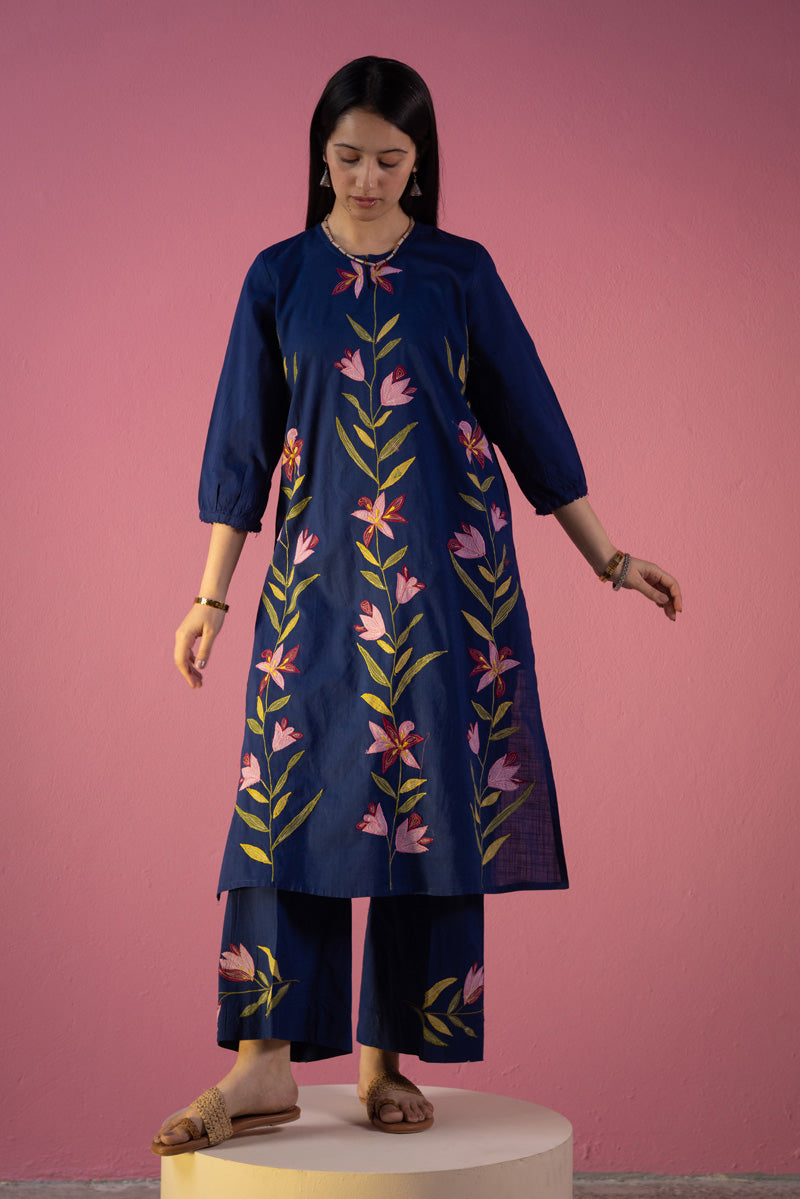 Embroidered Phool Kamala Set