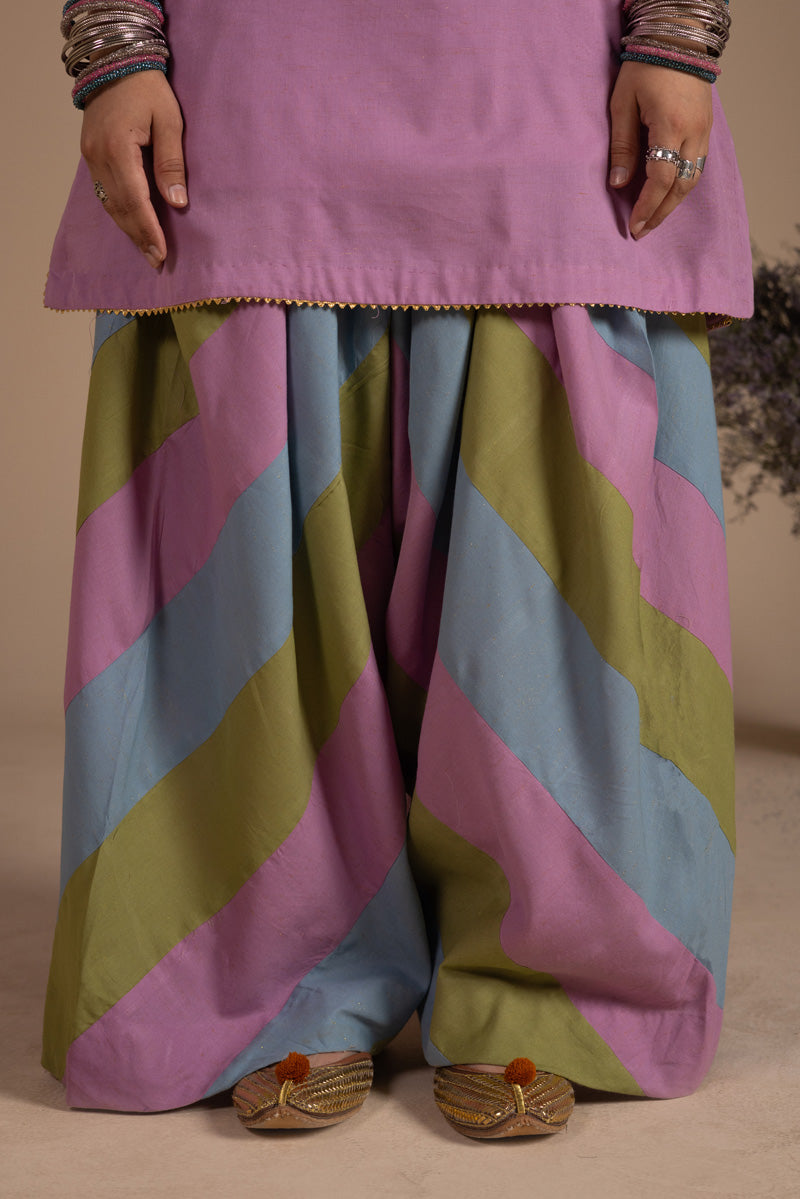 Gota Glow Farshi Ensemble