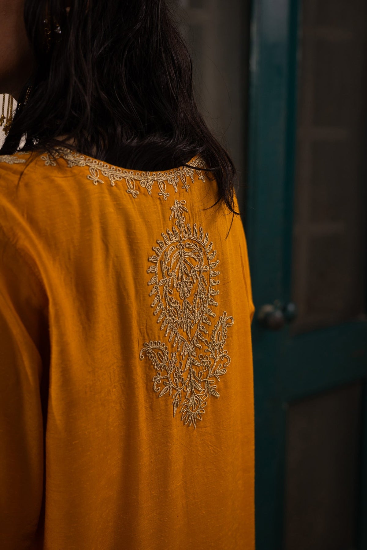 Amber Embroidered Set