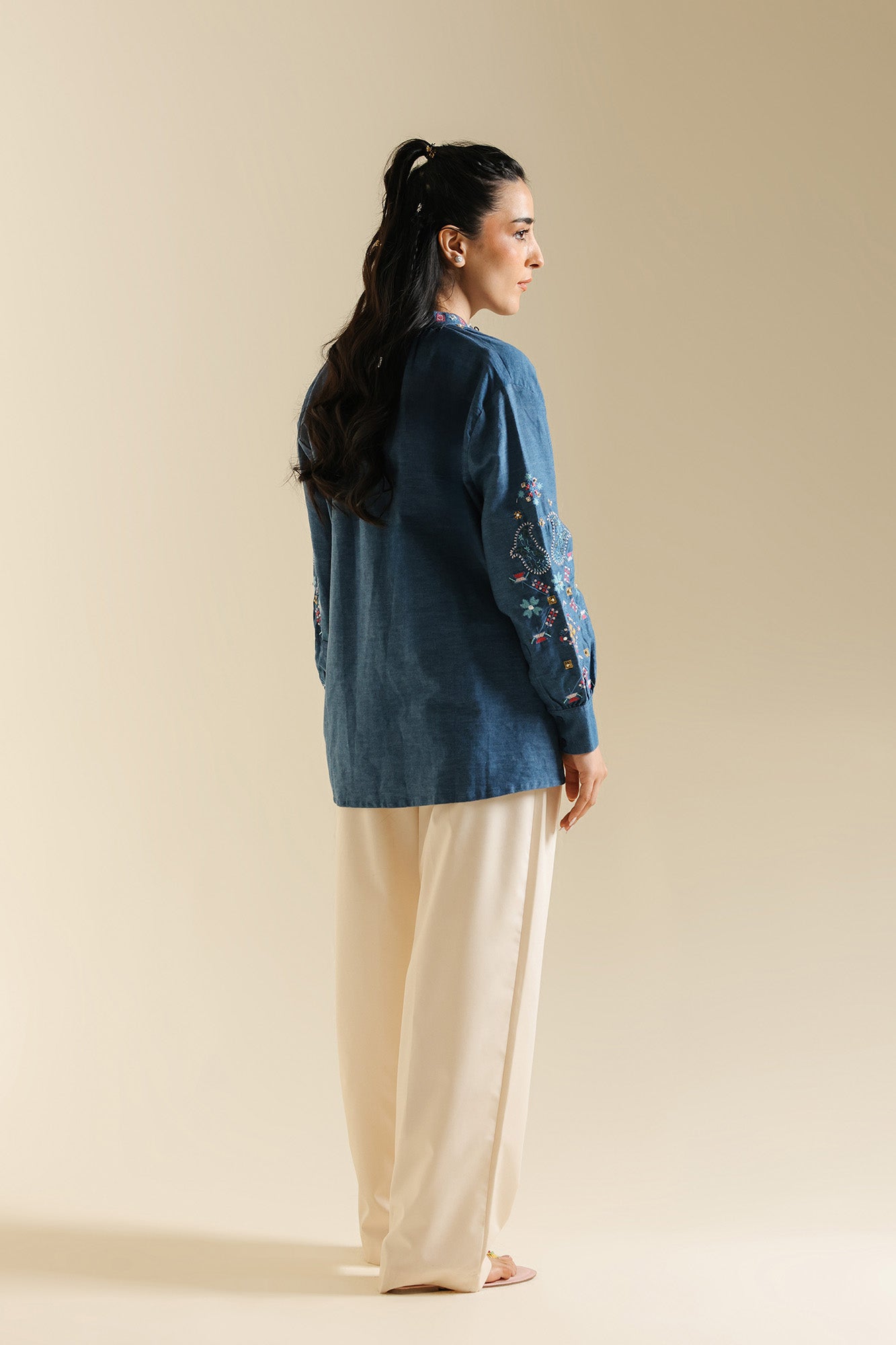 https://cdn.shopify.com/s/files/1/2290/7917/files/S2E0442-119-630_3.jpg?v=1760698793