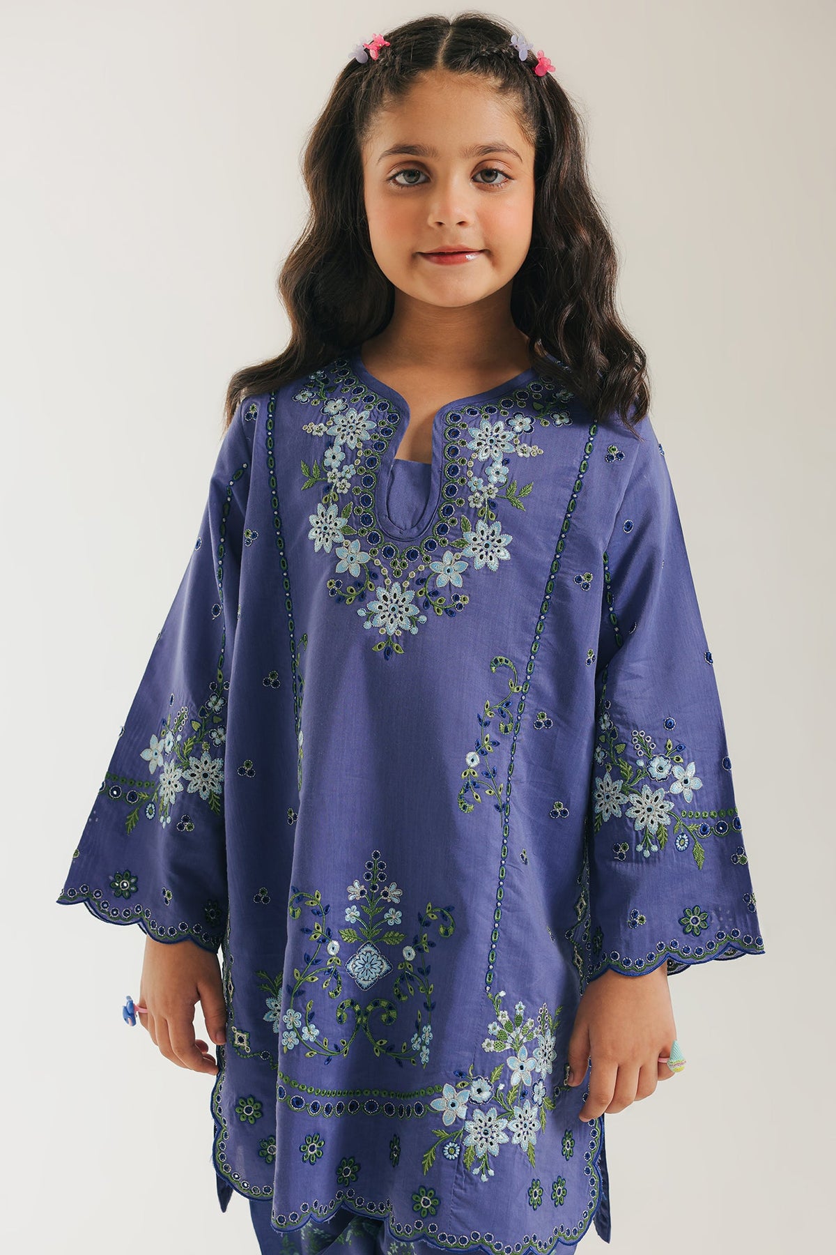 EMBROIDERED SUIT (E0857/404/626 E0857/304/626)