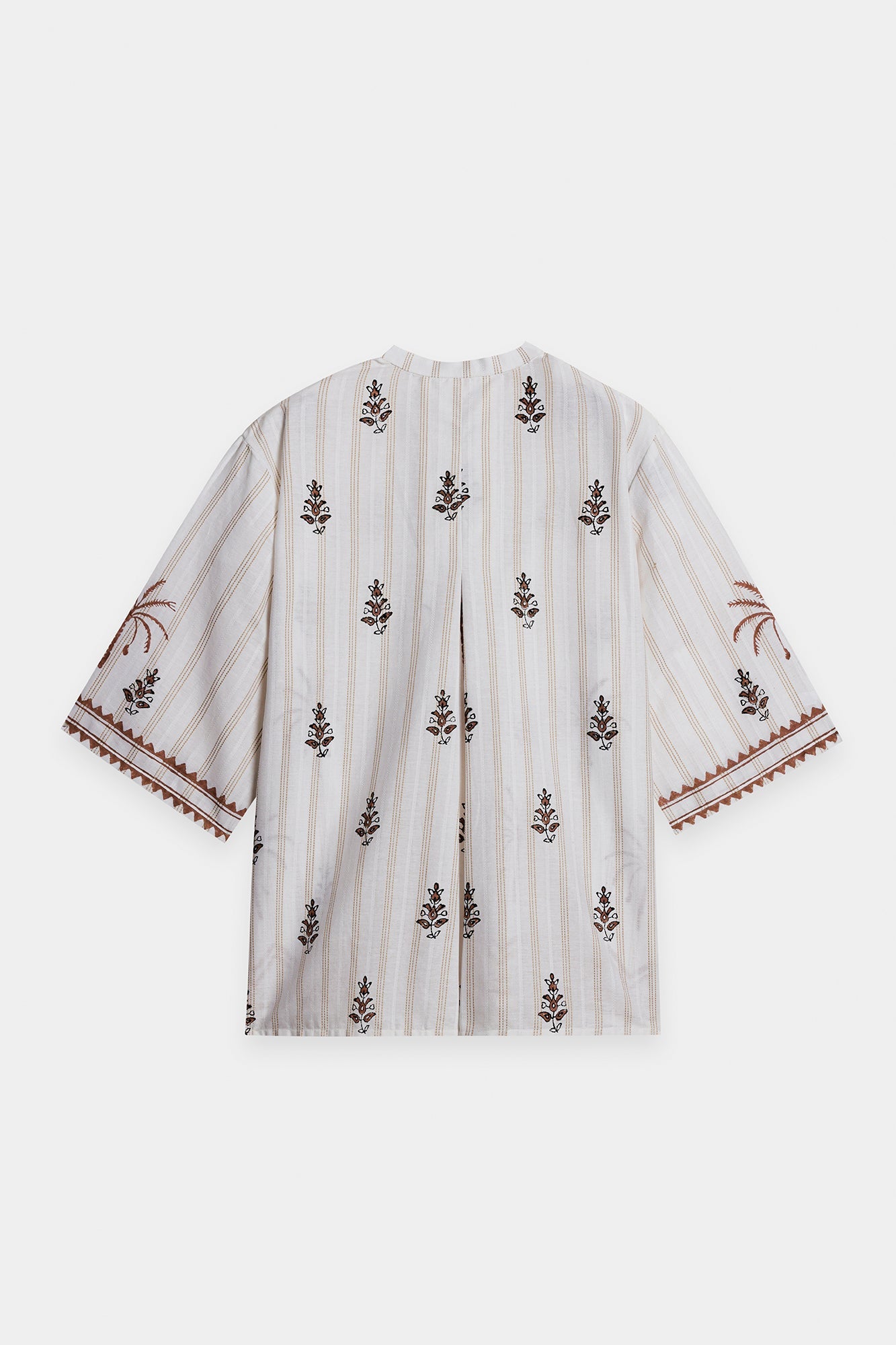https://cdn.shopify.com/s/files/1/2290/7917/files/S4E0580-119_2_1a89bf98-2da3-411b-ba08-f1d7fdef0f93.jpg?v=1757936742