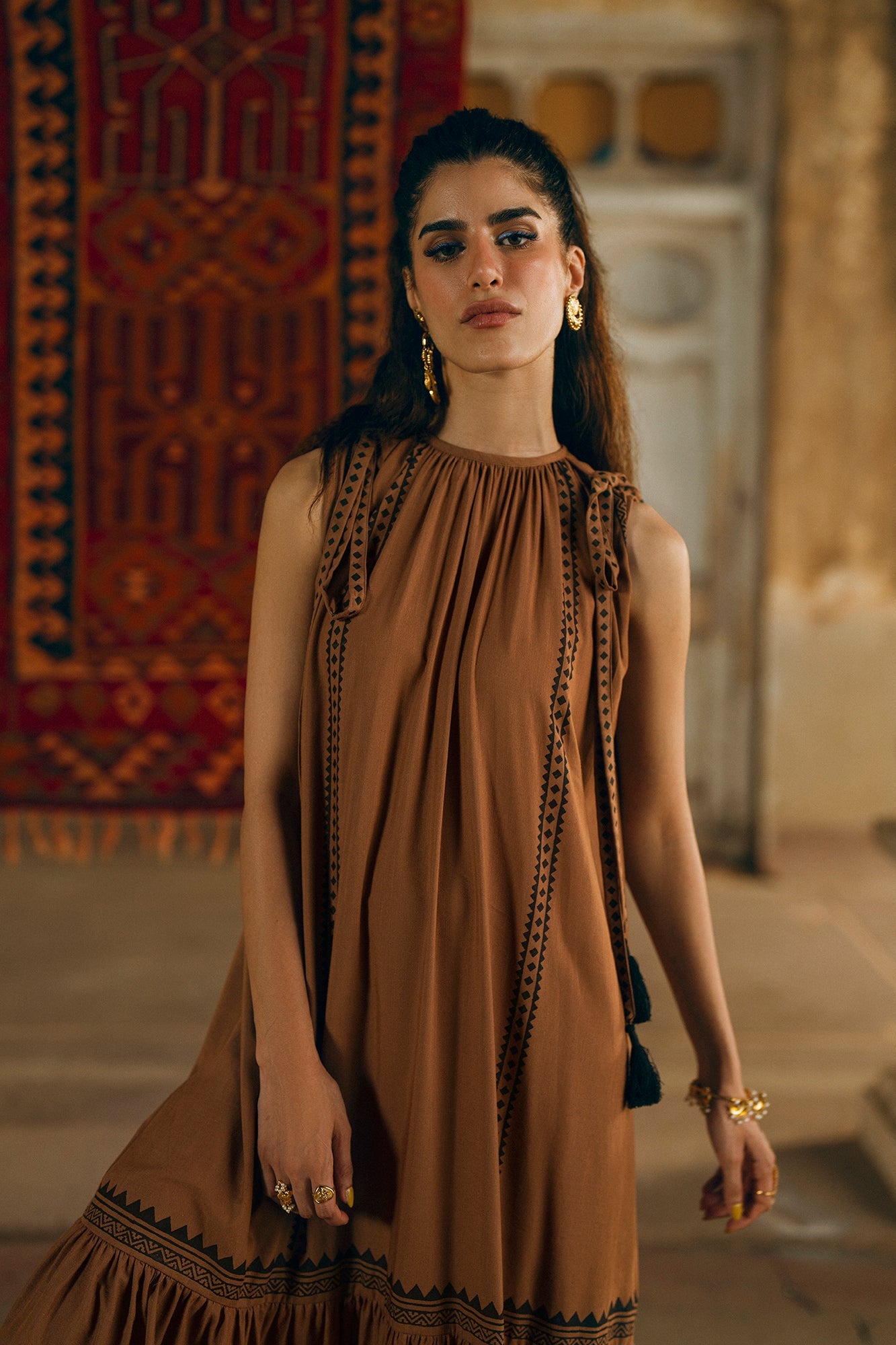 DRESS (S4E0599/119/815)